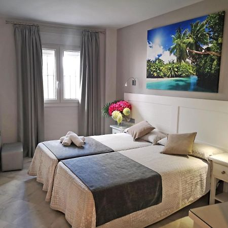 Hostal Bodega Конил-де-ла-Фронтера Екстериор снимка