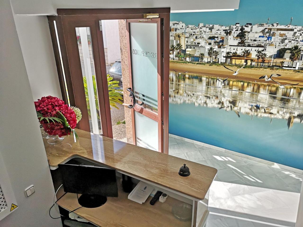 Hostal Bodega Конил-де-ла-Фронтера Екстериор снимка