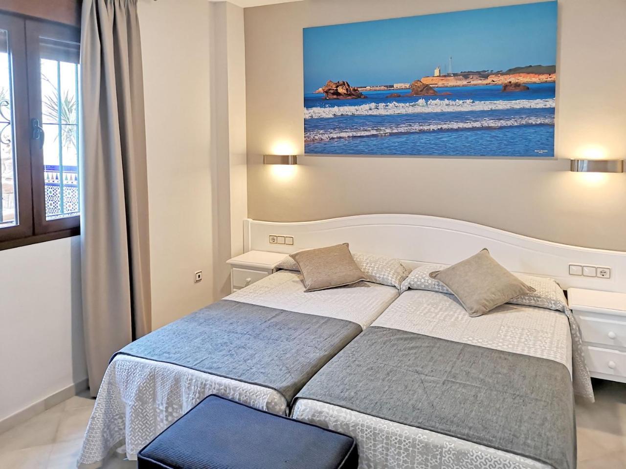 Hostal Bodega Конил-де-ла-Фронтера Екстериор снимка