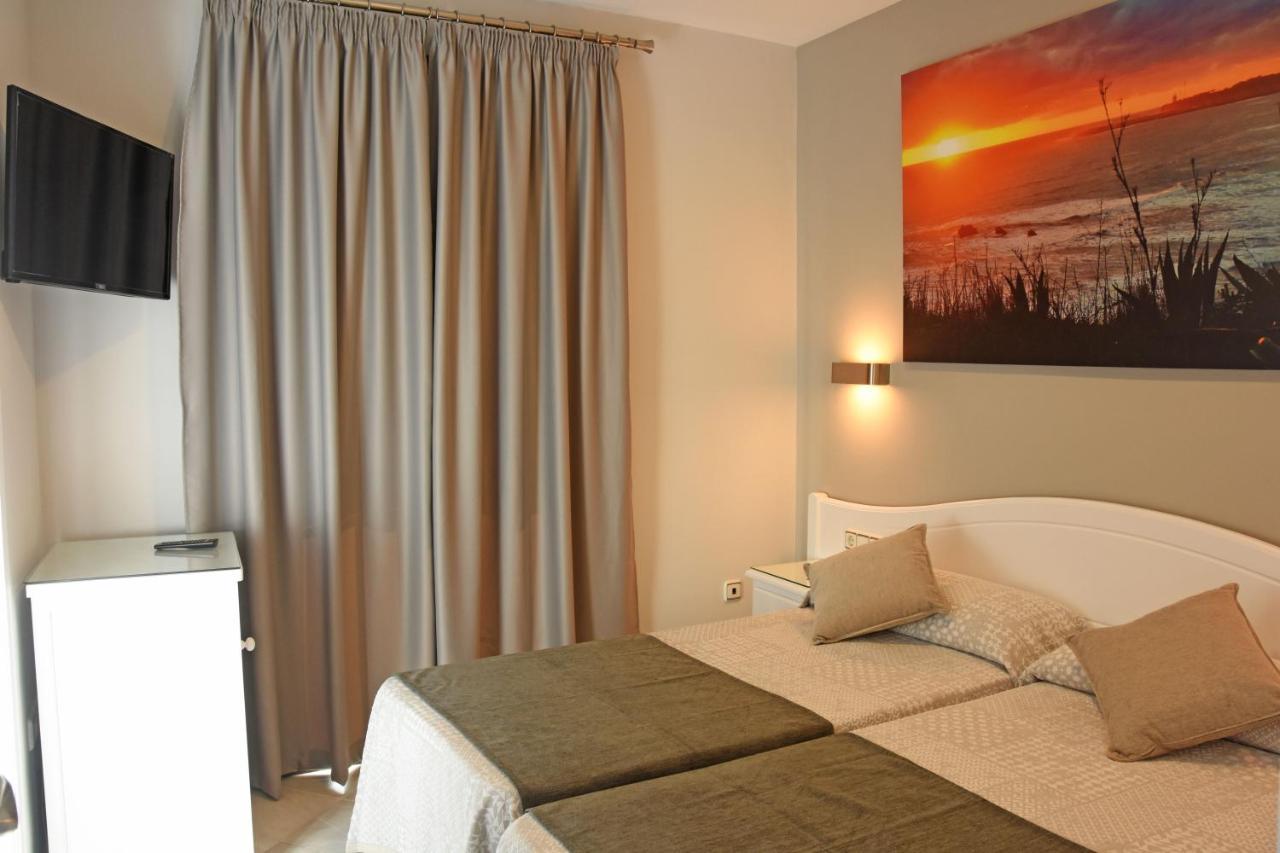 Hostal Bodega Конил-де-ла-Фронтера Екстериор снимка